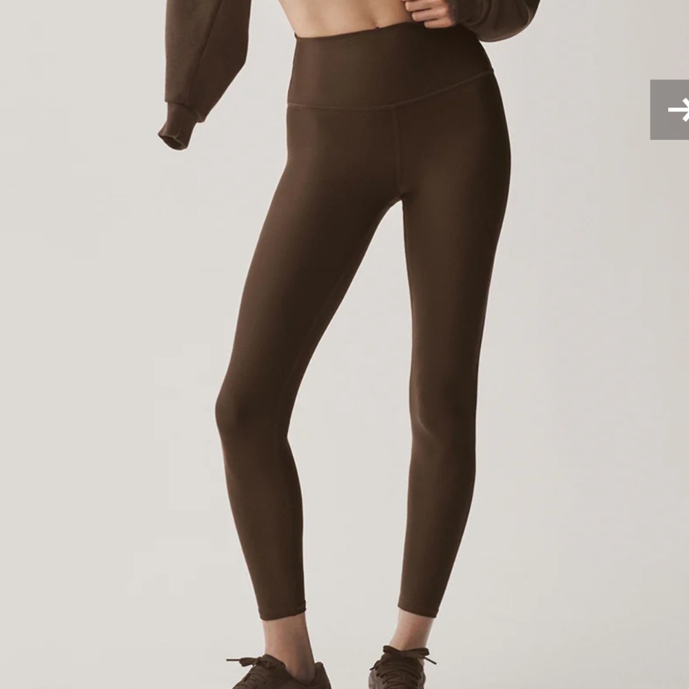 Alo Airlift Leggings in Espresso